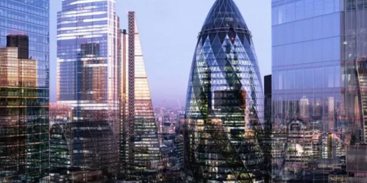 İngiltere'deki Rus yatırımlar Ukrayna krizini nasıl etkiliyor?