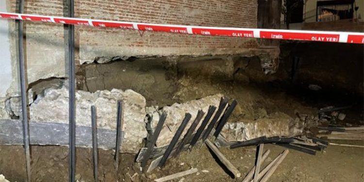 İnşaat sırasında yan binanın temelinde göçtü oluştu