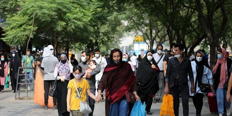 İran, yaz saati uygulamasını kaldırmaya hazırlanıyor