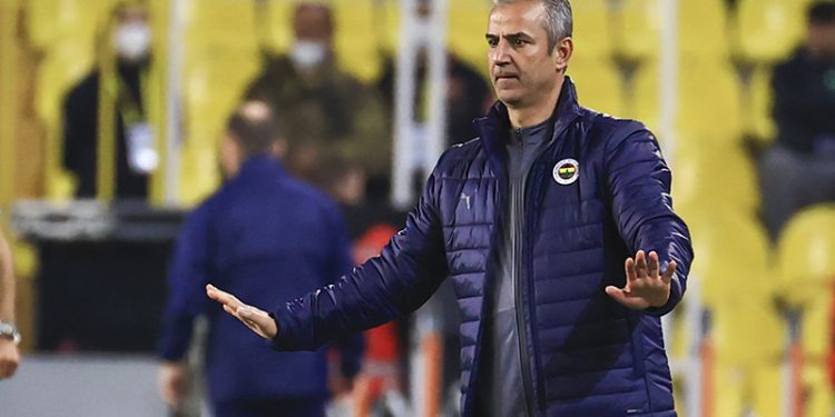 İsmail Kartal: Prag'da kazanıp, turu geçeceğimize inanıyoruz; biz pes etmedik