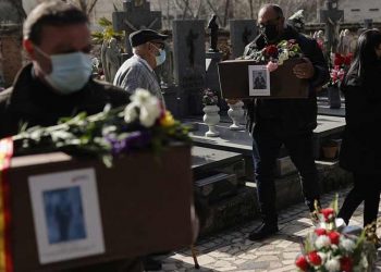 İspanya’da Franco dönemi kurbanı kişilerin kemik kalıntıları 82 yıl sonra ailelere verildi