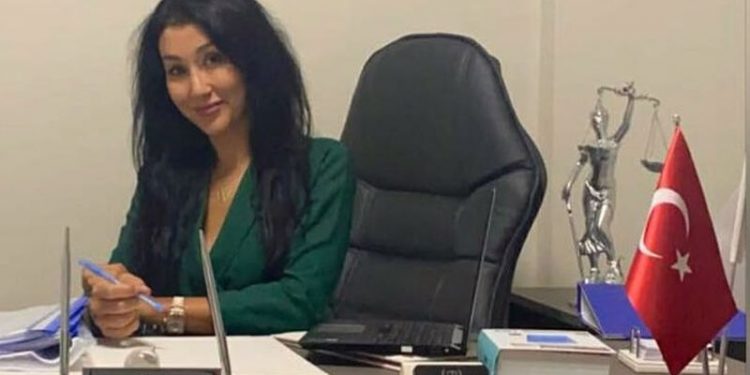 İstanbul'da avukat Nur Peker'e saldırı