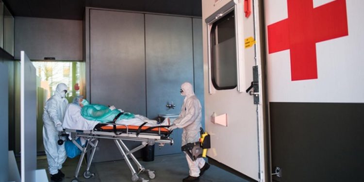 İsviçre, zorunlu aşılamaya karşı referanduma gidiyor