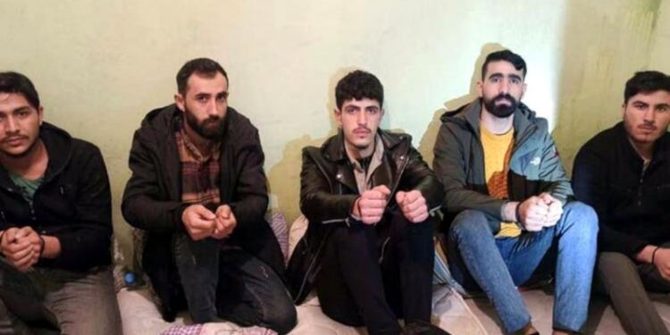 İtalya'ya gitmek isteyen 5 kişiye Afgan çete İstanbul'da işkence yaptı