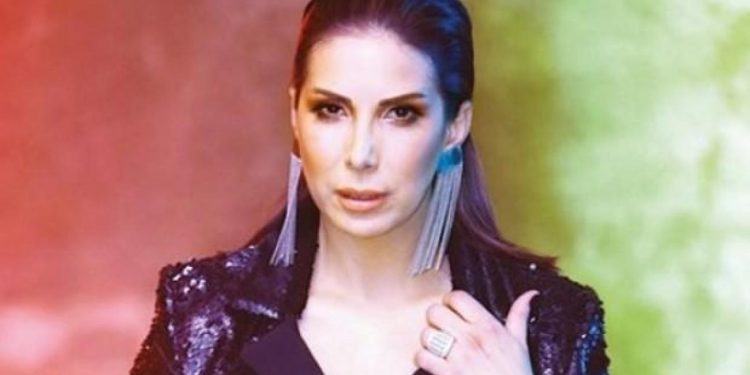 Şarkıcı Tuğba Özerk’e Çiftlik Bank soruşturması