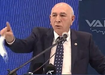 &lsquo;K&uuml;rt sorunu yoktur&rsquo; diyen AKP&rsquo;li vekile salonda tepki