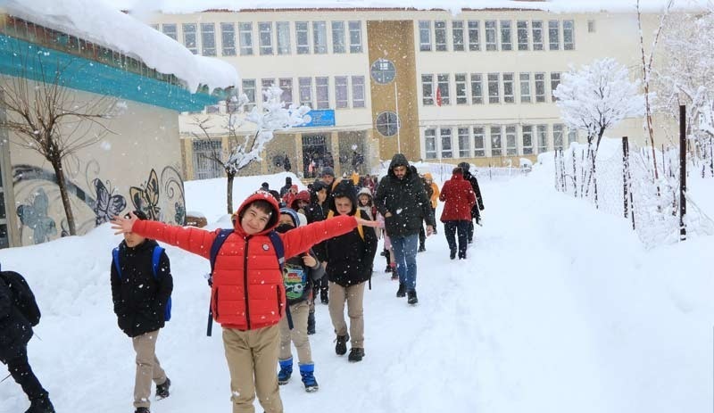 Üç ilde eğitime kar nedeniyle ara verildi