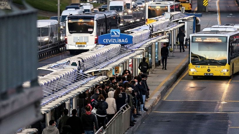 İstanbul'da kritik toplantı: Toplu taşımaya yüzde 50 zam teklifi görüşülüyor