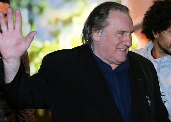 Ünlü Fransız sinema yıldızı Gerard Depardieu, İstanbul’da balıkçı teknesinde yaşayacak