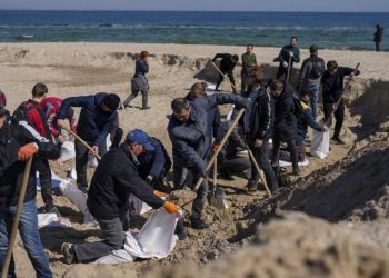 Rus çıkarmasından çekinen Ukraynalılar, Odessa sahillerine mayın döşüyor