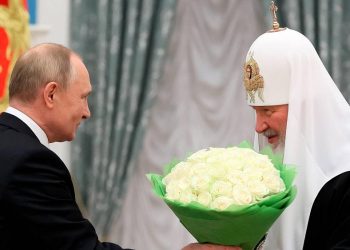 Putin’i destekleyen Rus Patriğin Ukrayna işgalini ‘haçlı seferi olarak görmesi’ Ortodoksları böldü