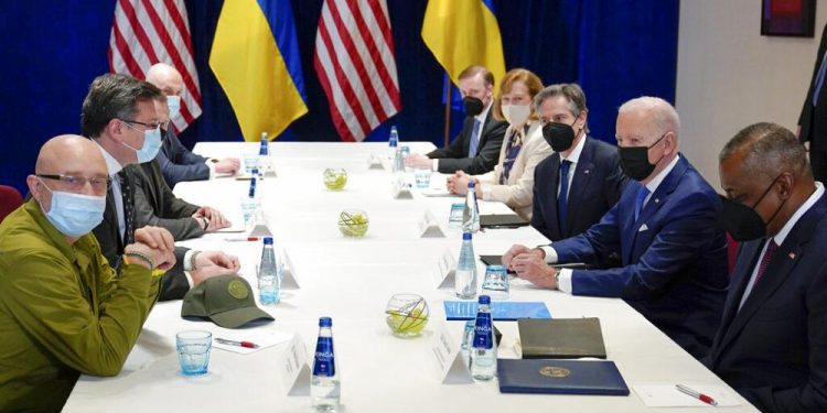 ABD Başkanı Biden Polonya’da Ukraynalı bakanlarla görüştü: Dünyanın birlik olması Rusya’yı şaşırttı
