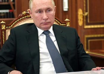 Rusya “dost olmayan” ülkelere doğal gazı rubleyle satacak