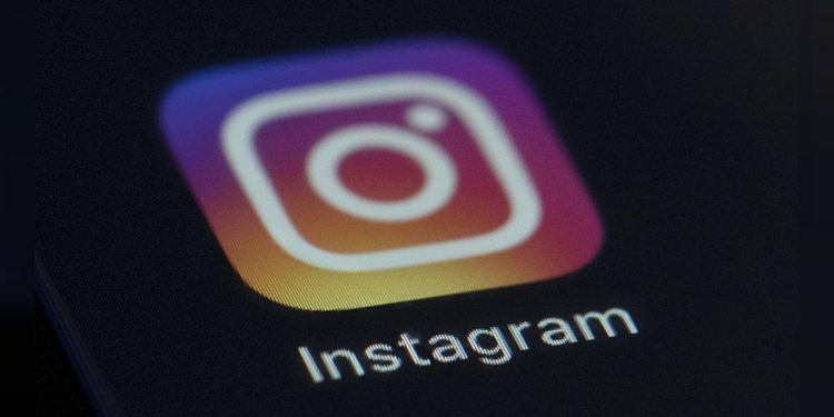 Rusya’da, sosyal medya sitesi Instagram’a erişim engellendi