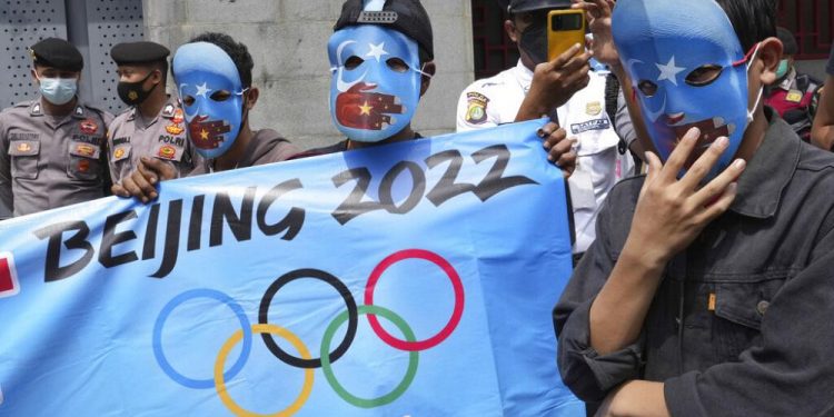 Uygur Türklerinden İstanbul’da Pekin Kış Olimpiyatları protestosu