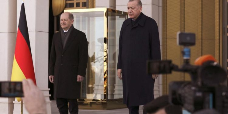 Ankara’ya gelen Almanya Başbakanı Scholz’dan AB, Rusya ve enerji konularında önemli mesajlar