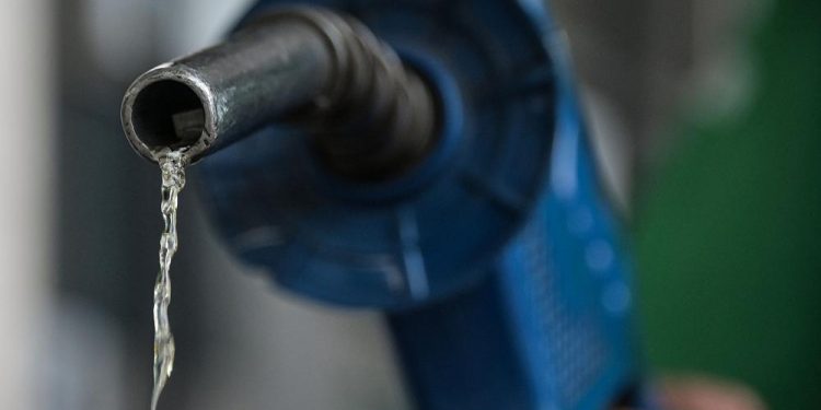 Kremlin: Avrupa, Rus petrolüne ambargo uygularsa kıtanın enerji dengesi bozulur