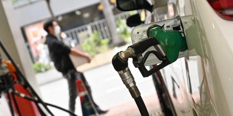 Enerjide yüksek zamların kaynağı ne? Akaryakıt fiyatları, ham petrol ve Dolar kuru ne kadar arttı?