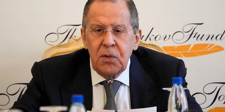 Rusya, ‘düşmanca’ gördüğü ülke vatandaşlarının girişlerine sınırlama getirecek