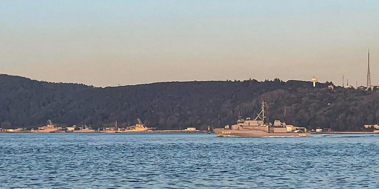 Karadeniz’e dökülen deniz mayınları güvenlik ve ekonomik açıdan ne gibi tehditler yaratıyor?