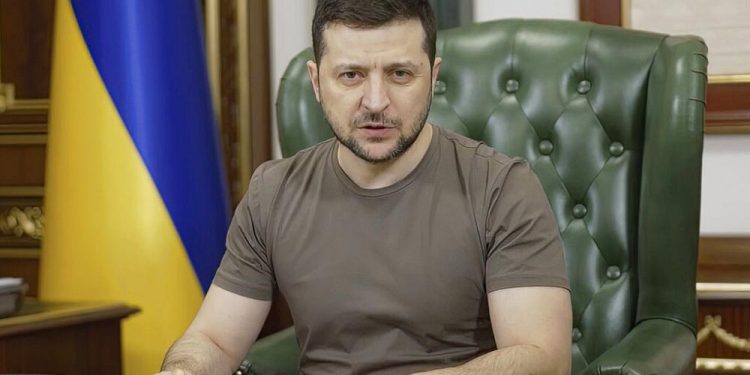 Ukrayna Devlet Başkanı Zelenskiy: NATO’ya giremeyeceğimizi kabul ediyoruz