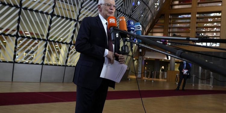 AB dış politika temsilcisi Borrell: Rusya, Mariupol kentinde ‘kitlesel savaş suçu’ işliyor