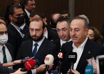 Türkiye-Ermenistan normalleşme süreci: Dışişleri bakanları bir araya geldi