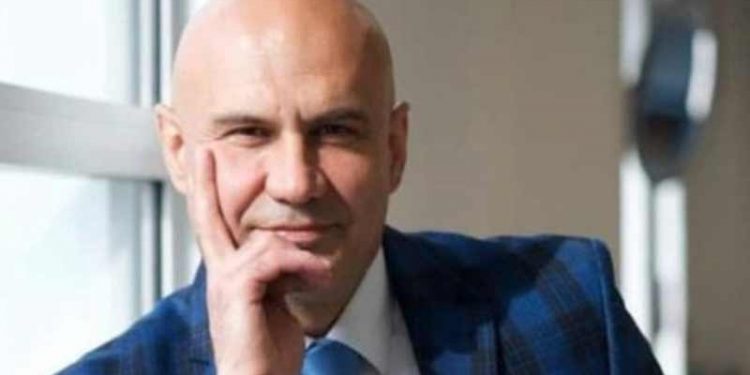 12 yıldır sürgünde yaşayan Erdoğan'ın eski sağ kolu ve doktoru Çömez, Türkiye'ye geldi