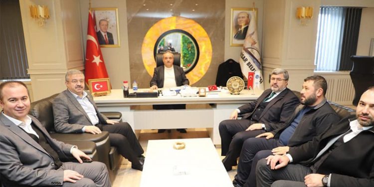 13 bin nüfuslu belediyede, AKP’li başkanın makam odasına 429 bin lira harcanmış