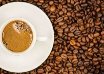 200 fincan kahveye eşdeğer kafein tozunu yanlışlıkla içen antrenör öldü