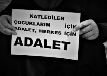 '21'inci yüzyılda elimizde fenerle güpegündüz adliye kapısında adalet arıyoruz’