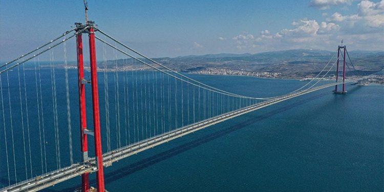 45 bin araç geçiş garantisi verildi, köprüden ilk gününde 6 bin araç geçti