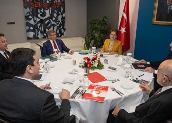 6 liderin görüşmesinde seçim yasası ön plana çıktı: Ortaklığı bozmaya yönelik bir hamle