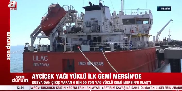 A Haber’de ‘ayçiçek yağı yüklü gemi limana vardı’ sevinci