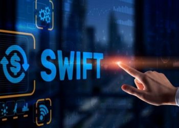 AB, 7 Rus bankasını SWIFT sisteminden çıkardı