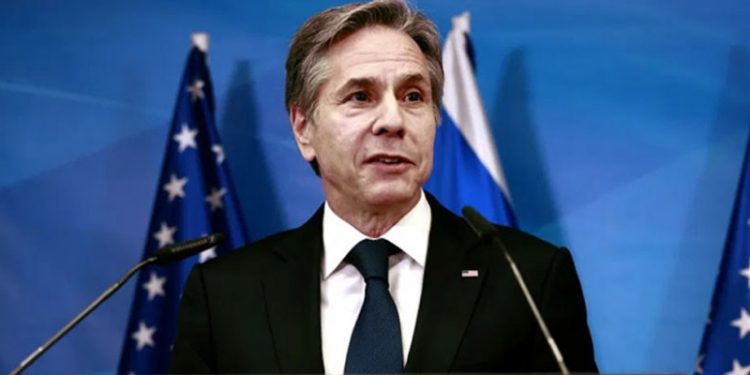 ABD Dışişleri Bakanı Blinken, Ukrayna'ya tanksavar ve uçaksavar ulaştıracaklarını duyurdu
