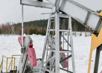 ABD petrol ithalatı için Suudi Arabistan ve Venezuela’yla görüşüyor