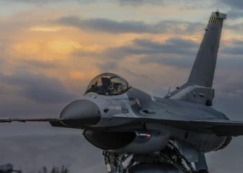 ABD'den Erdoğan'a: S-400'ler varken F-16 olmaz