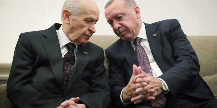 AKP-MHP’nin ‘seçim yasası’ oyunu ‘Demokrat Parti’ formülüyle bozulur mu?