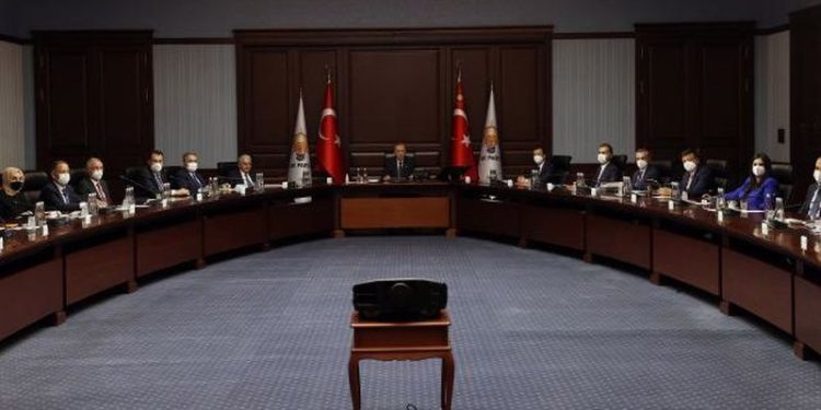 AKP MYK toplanıyor: Gündem Rusya-Ukrayna krizi ve yeni yargı paketi