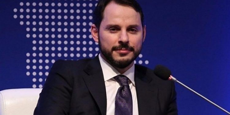 AKP'li Aydemir'den yaz saati açıklaması: Berat Albayrak bakanımıza teşekkür ediyorum