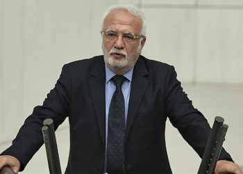 AKP'li Elitaş'tan pide fiyatı eleştirilerine yanıt: Pide hemen bayatlar, somun ekmek hemen bayatlamaz