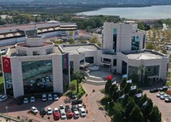 AKP’li Kocaeli Büyükşehir Belediyesi ile vakıf arasında tartışmalı protokol