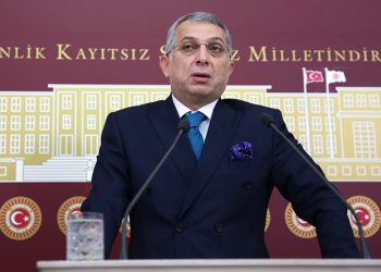 AKP’li Metin Külünk: Yağ operasyonu çeken gıda baronlarının üzerine gidilsin