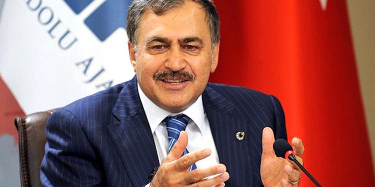 AKP’li Veysel Eroğlu’na göre Dünya’da kriz var, Türkiye’de yok