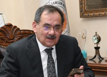 AKP’li belediye camiyi yıkıp yerine AVM yapacak