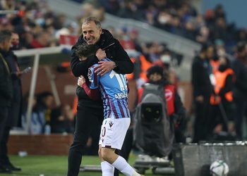 Abdullah Avcı: Türk futbol tarihinin en erken şampiyonluğunu istiyoruz