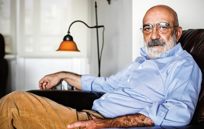 Ahmet Altan: ‘Hapishanelerdeki o masum insanları unutacak mıyız?’