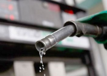 Akaryakıt alarmı: Avrupa'nın 40 günlük motorini kaldı