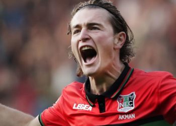 Ali Akman, Hollanda Eredivisie'de tarihe geçti